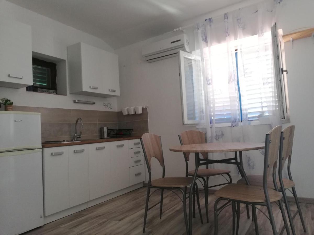 Apartments Lucija Solaris Šibenik Exterior foto